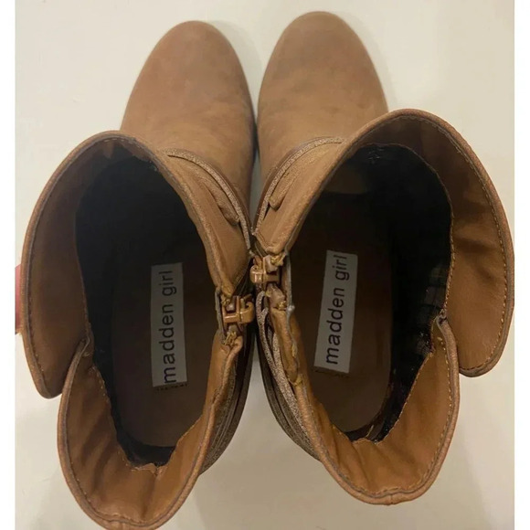 Madden Girl Darla Side Zip Brown Ankle Booties with block heel Size  7.5 - Picture 7 of 9